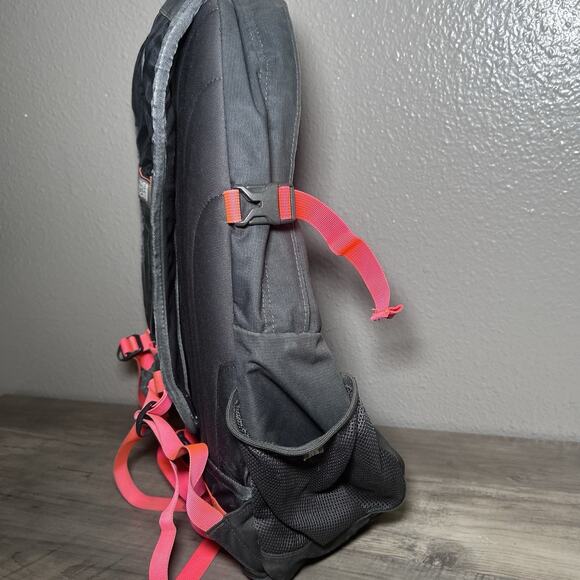 The North Face Borealis Black Hot Pink Laptop Hiking Backpack Bag - Picture 7 of 13